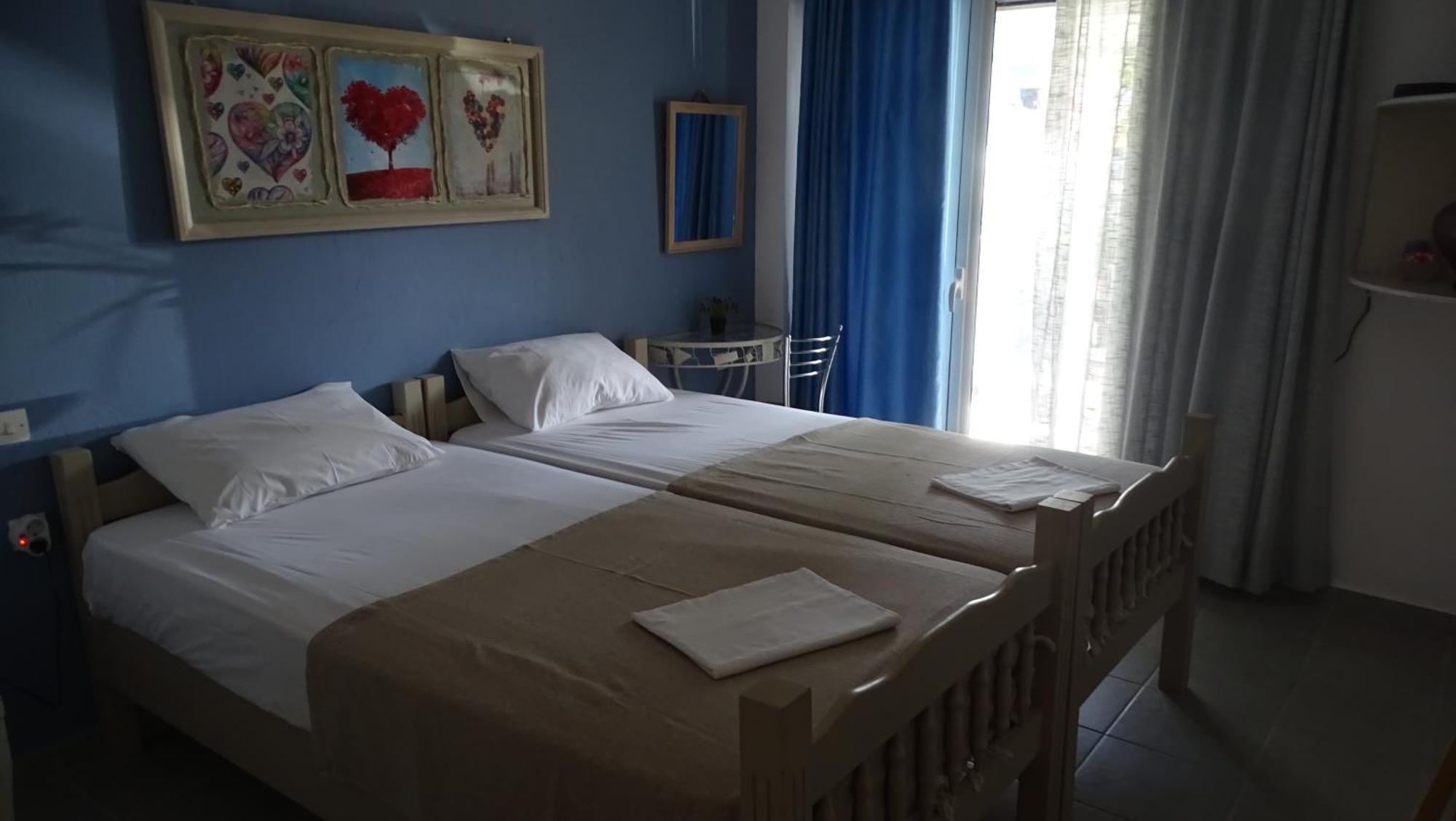 Blue Dreams Guest House Almiropotamos Luaran gambar